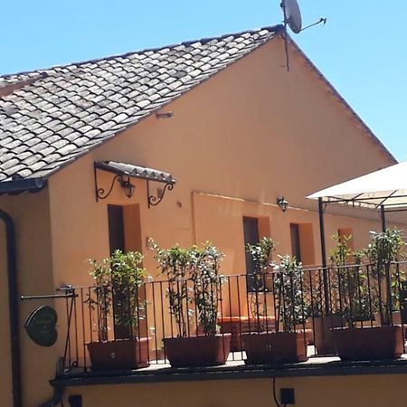 Villa "Profumo Di Tiglio" à Bagnoregio Extérieur photo